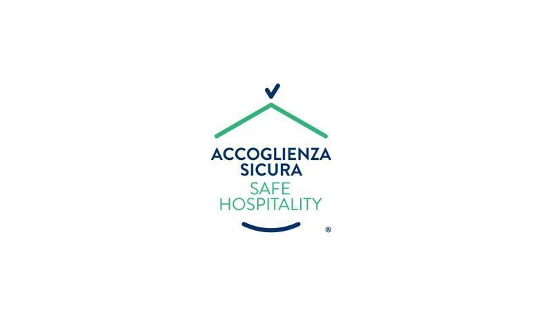 Naplesuite Affittacamere 2*