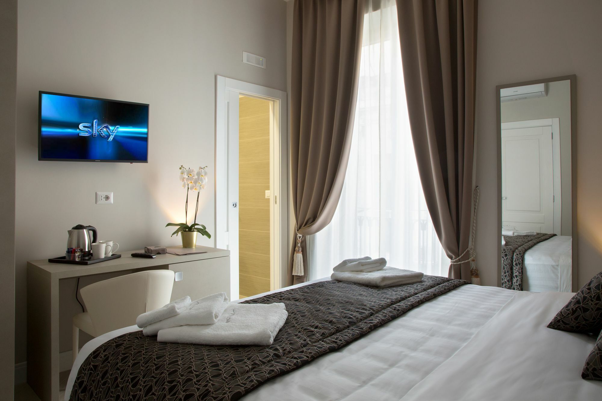 Naplesuite
