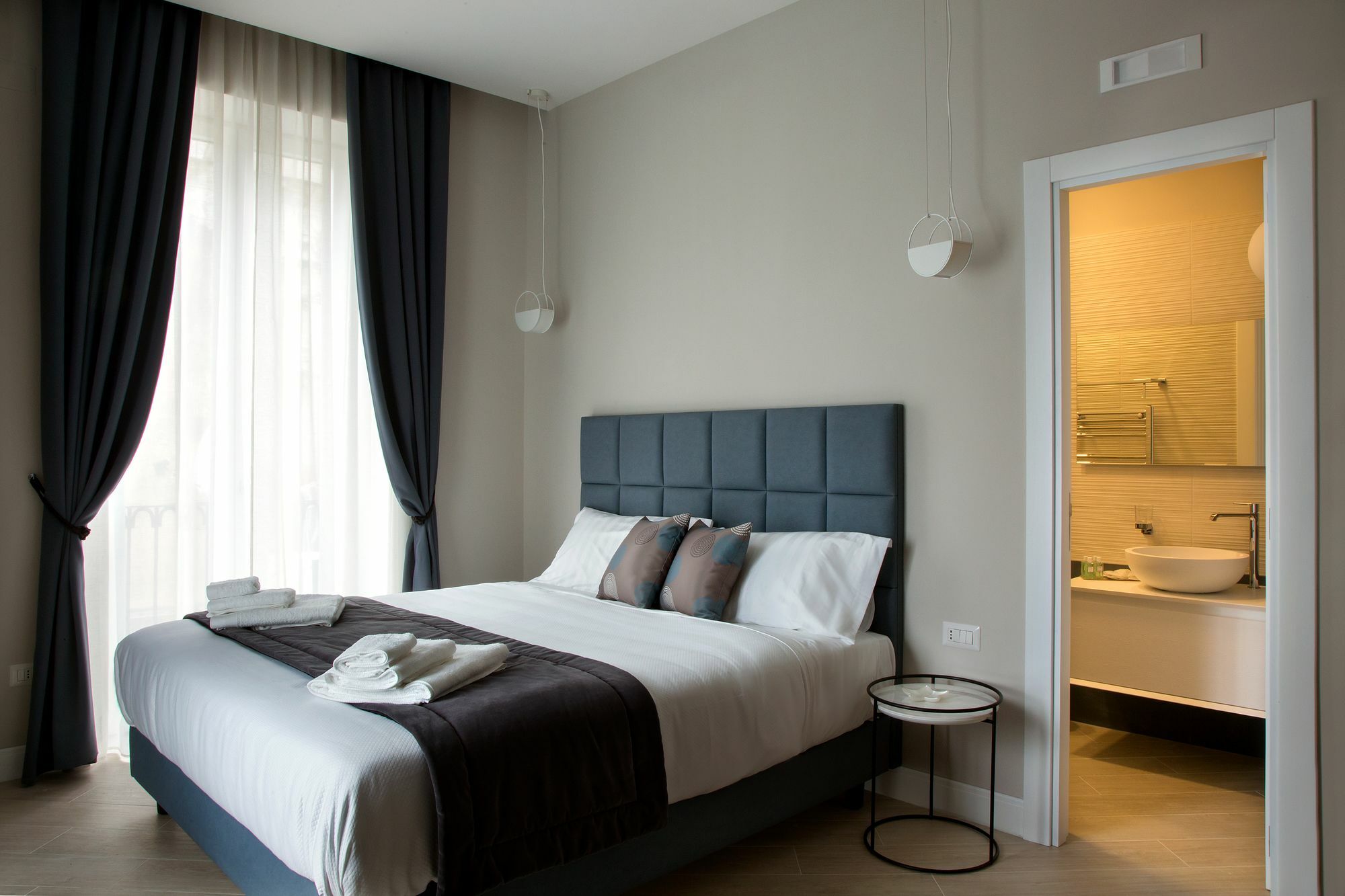Maison d'hôtes Naplesuite 2*